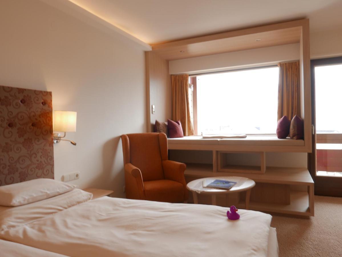 Alpin- Das Sporthotel, Summercard Included May - September Целль-ам-Зеє Екстер'єр фото