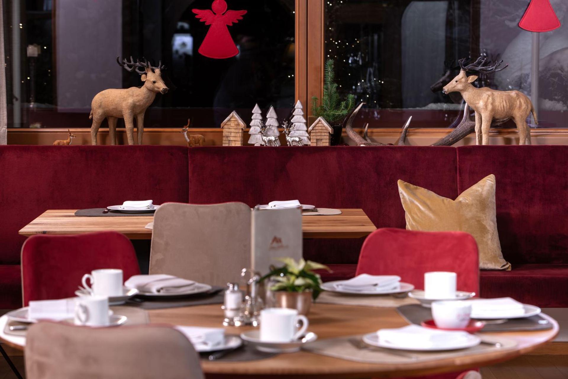 Alpin- Das Sporthotel, Summercard Included May - September Целль-ам-Зеє Екстер'єр фото