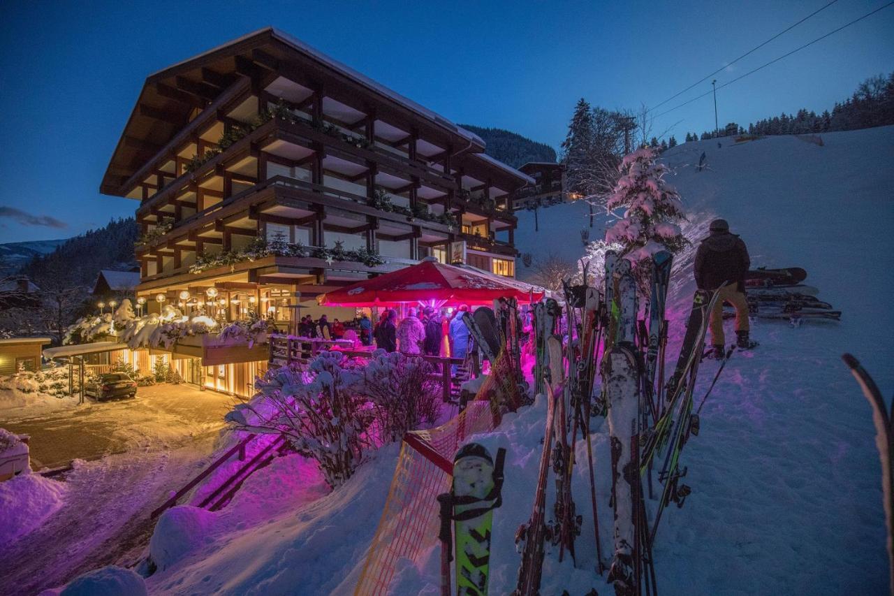 Alpin- Das Sporthotel, Summercard Included May - September Целль-ам-Зеє Екстер'єр фото