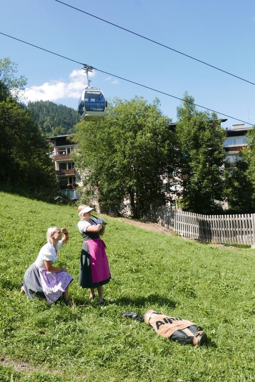 Alpin- Das Sporthotel, Summercard Included May - September Целль-ам-Зеє Екстер'єр фото